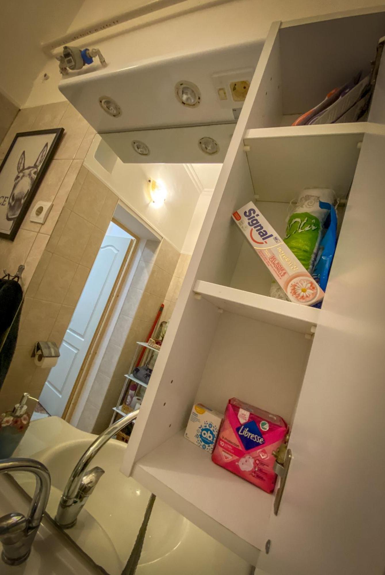 Lovely Central Apartment With Free Parking, Koezponthoz Koezeli 3 Szobas Lakas 기오르 외부 사진